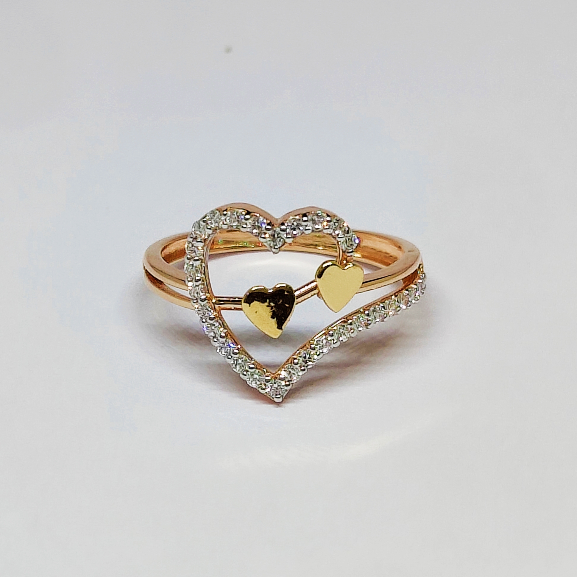 18KT Rose Gold Sparkling Ring KOR22