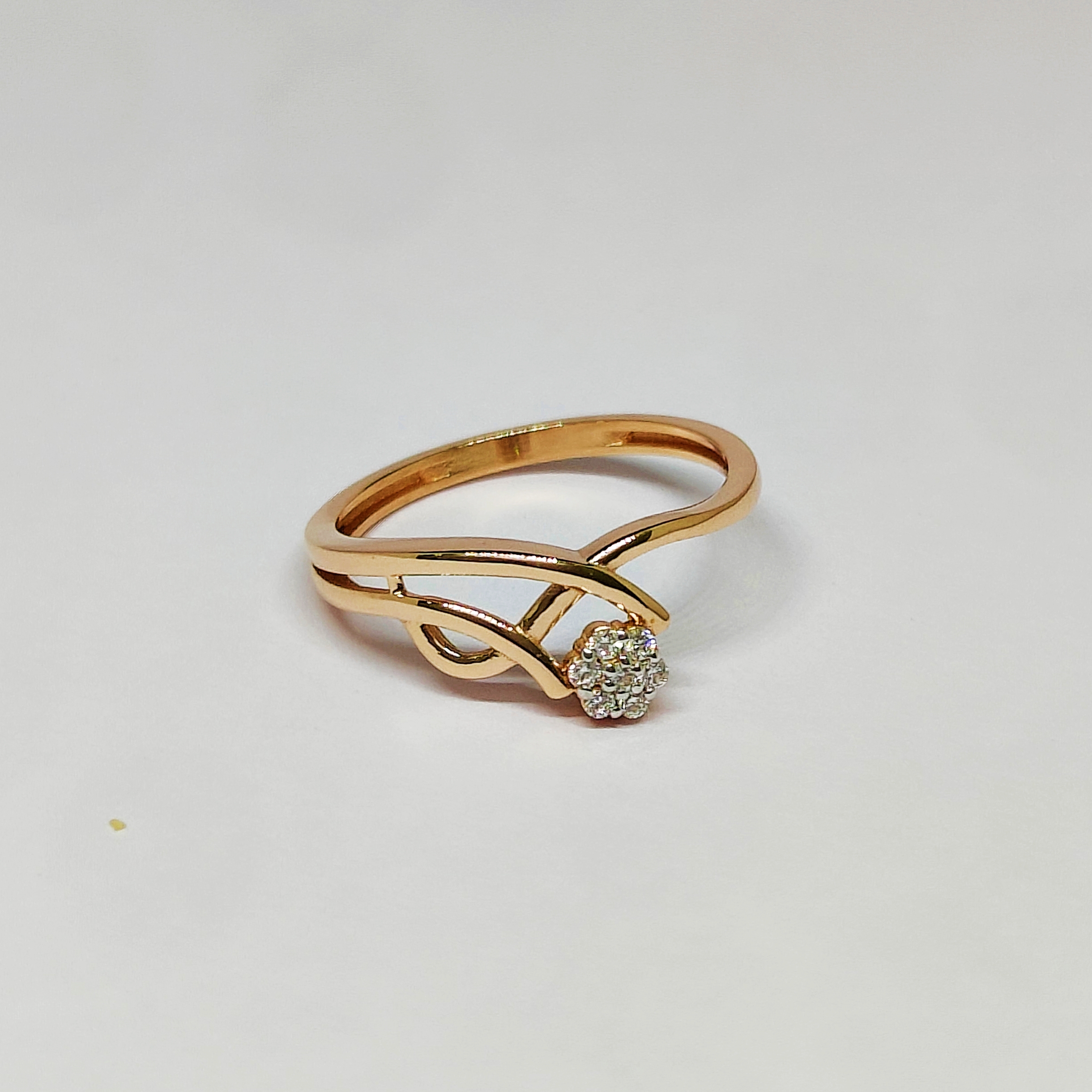 18KT Rose Gold Elegant Ring KOR12