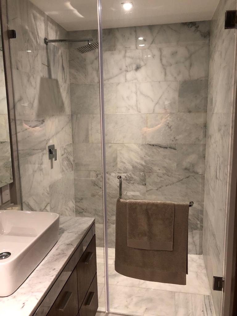 BAÑO CON REGADERA RECAMARA PRINCIPAL DESARROLLO INMOBILIARIO ARQUIMEDES DEPARTAMENTOS EN POLANCO MIGUEL HIDALGO CDMX BAÑO CON REGADERA RECAMARA PRINCIPAL DESARROLLO INMOBILIARIO ARQUIMEDES DEPARTAMENTOS EN POLANCO MIGUEL HIDALGO CDMX