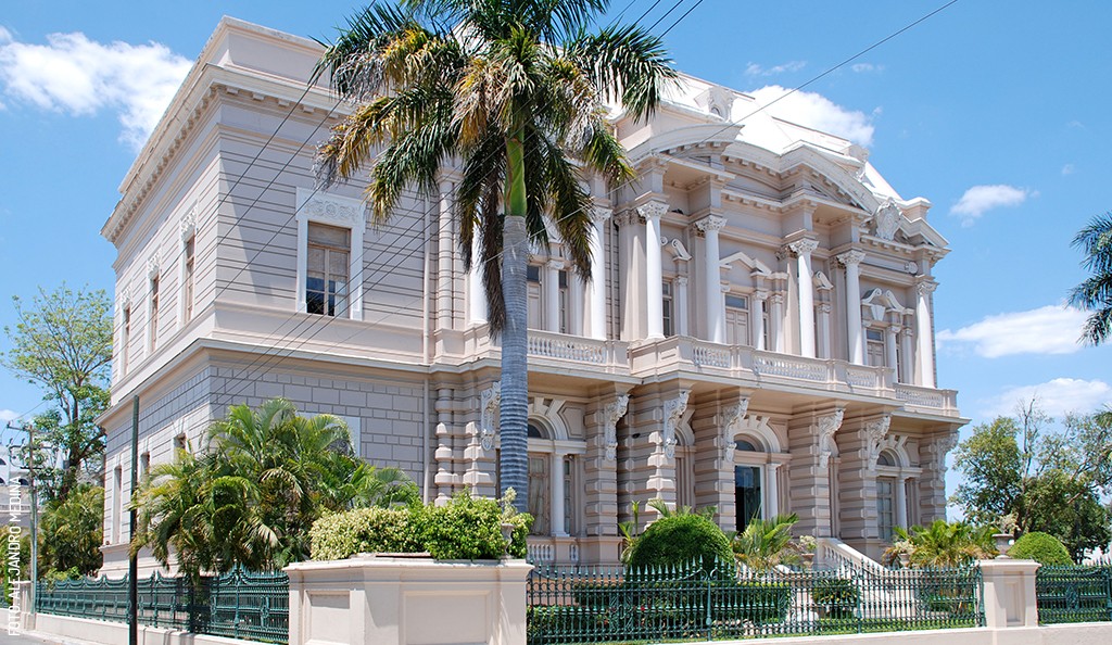 23401-palacio-canton-destacada-casas-iconicas-de-merida.jpeg