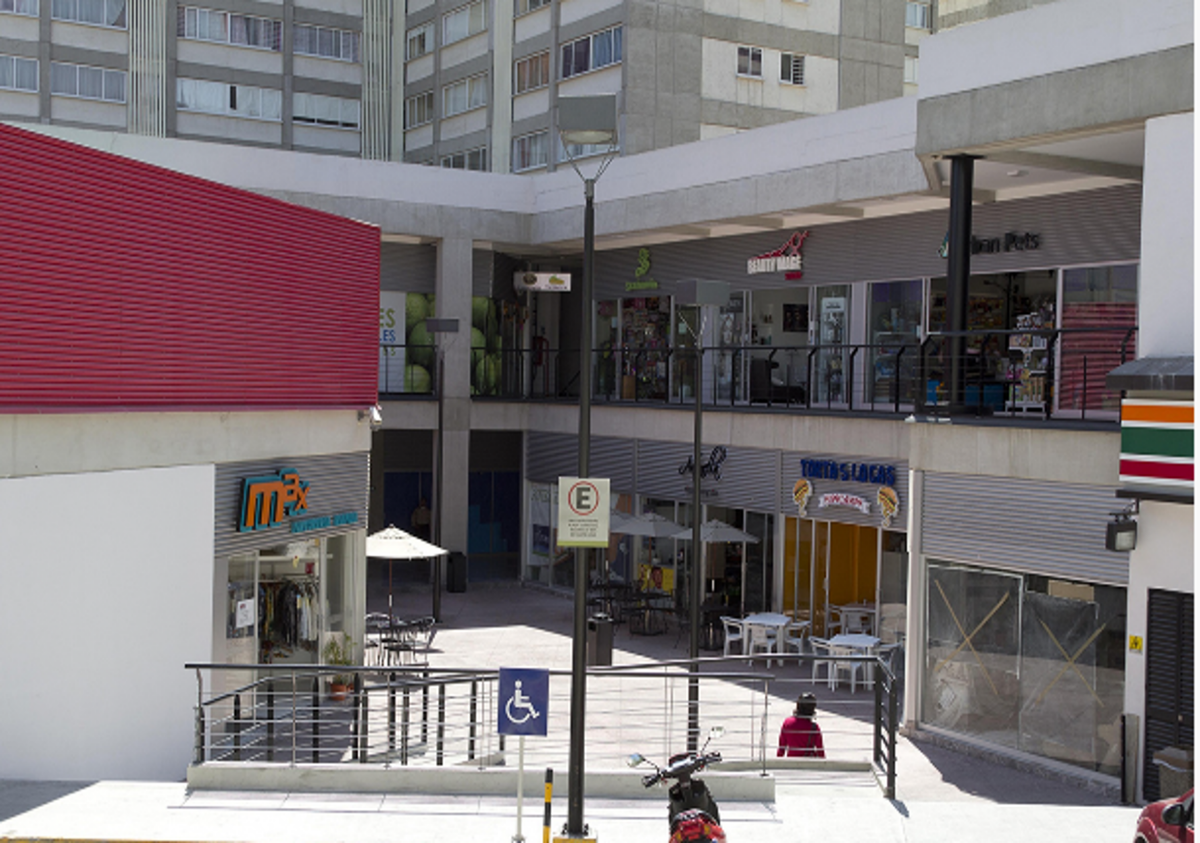 Locales Comerciales en Renta, Plaza Parque San Antonio, CDMX. EasyBroker