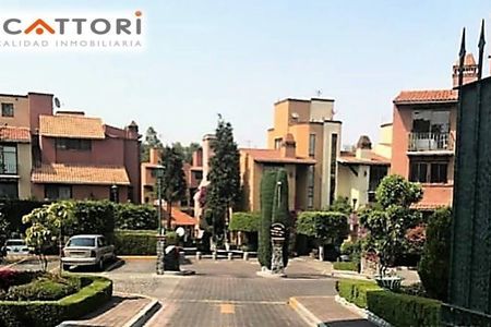 VENTA LINDA CASA EN CONDOMINIO A UN COSTADO PLAZA LORETO | EasyAviso