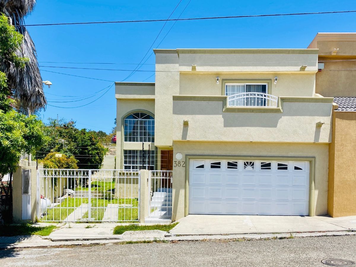 Casa en venta en Av.,Olas,Altas, Playas de tijuana sección playas