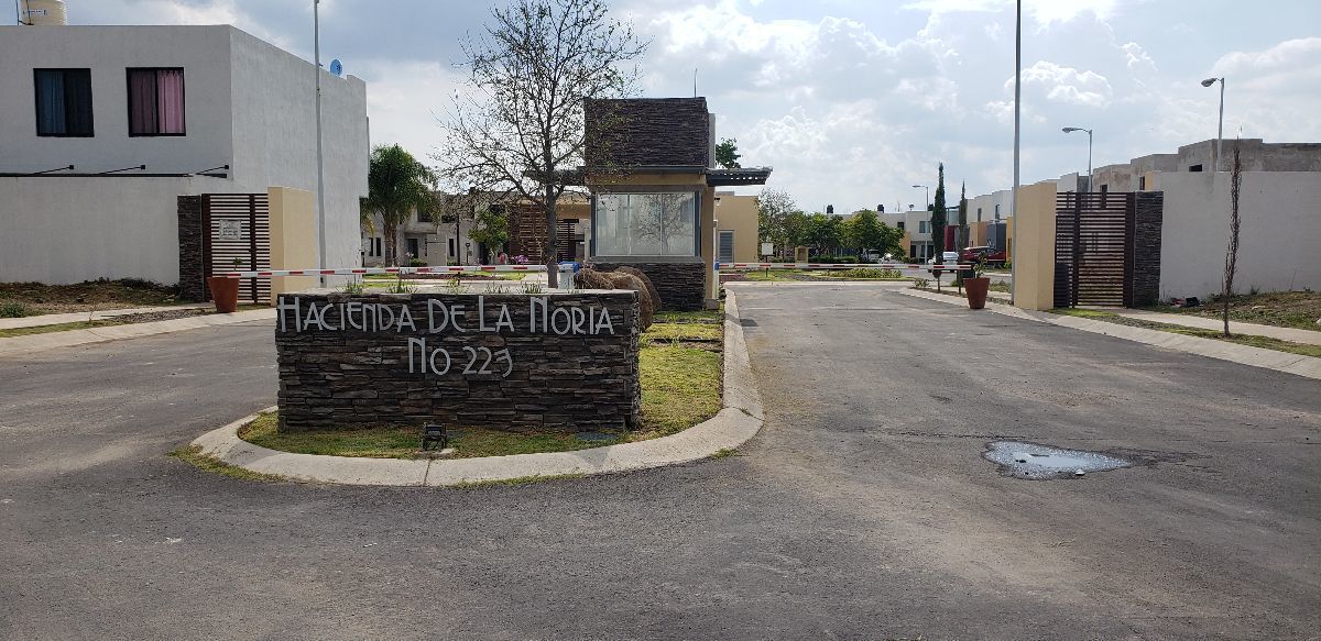 Casa en venta, Santa cruz del valle, Tlajomulco de Zúñiga, Jalisco Casas y Terrenos Casa en venta, Santa cruz del valle, Tlajomulco de Zúñiga, Jalisco Casas y Terrenos
