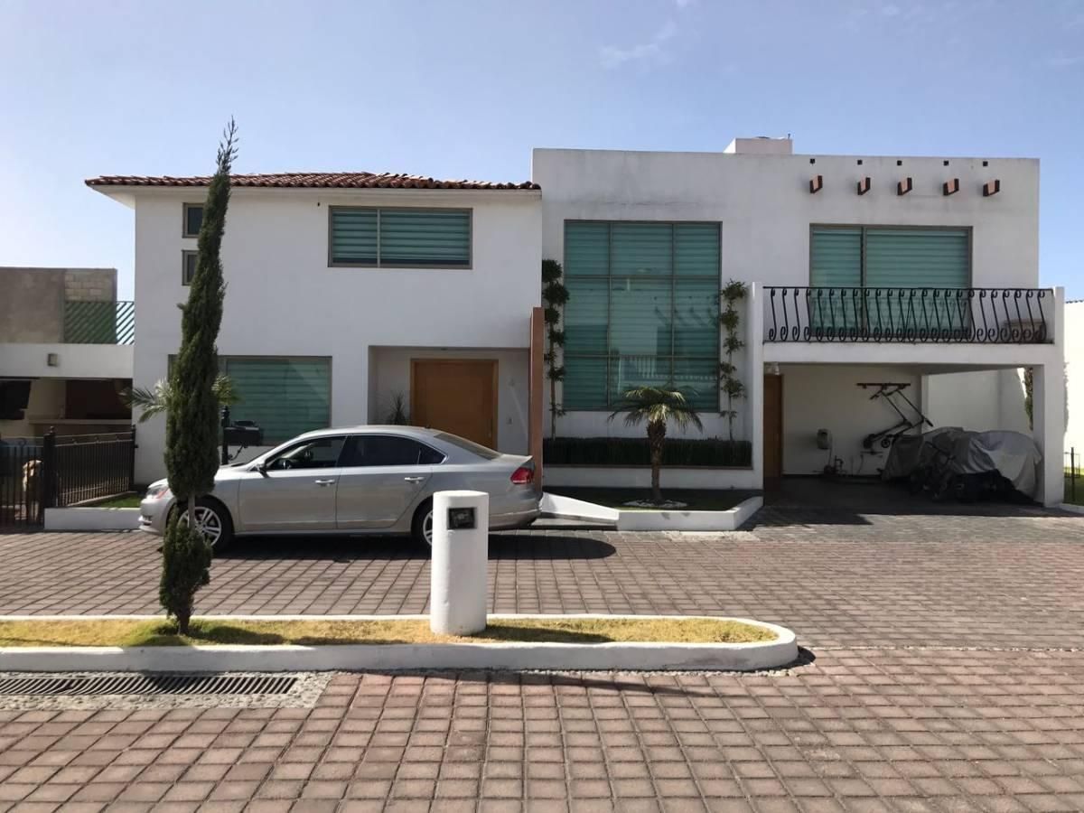 Casa en Venta en Rancho El Silencio Metepec