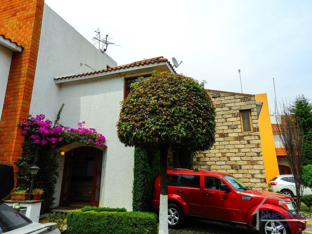 Cantera, Col. Sta Ursula Xitla. 260m2, 3 estacionamientos. A 5 min