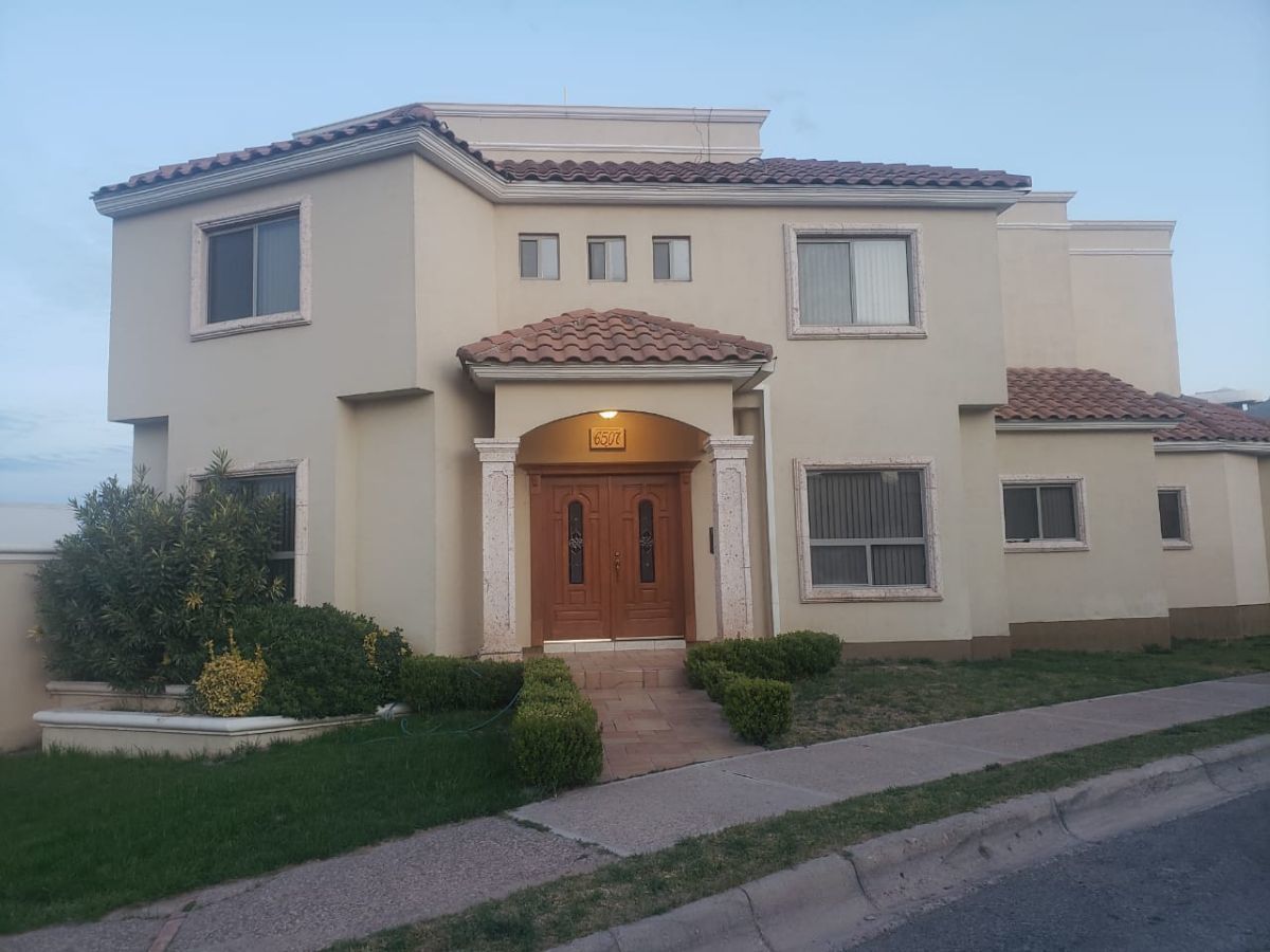 RENTA DE CASA AMUEBLADA EN CHIHUAHUA, HACIENDAS DEL VALLE II ETAPA 21,000