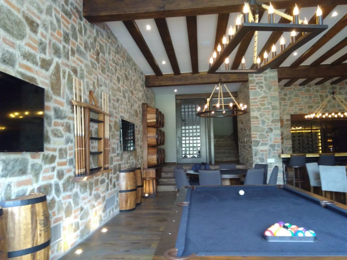 Exclusiva Residencia Estilo Toscano en Real de Vallescondido