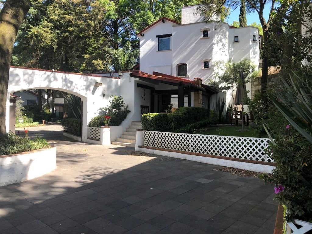 Disfrute Vivir en Exclusivo Fraccionamiento Residencial "Rancho San