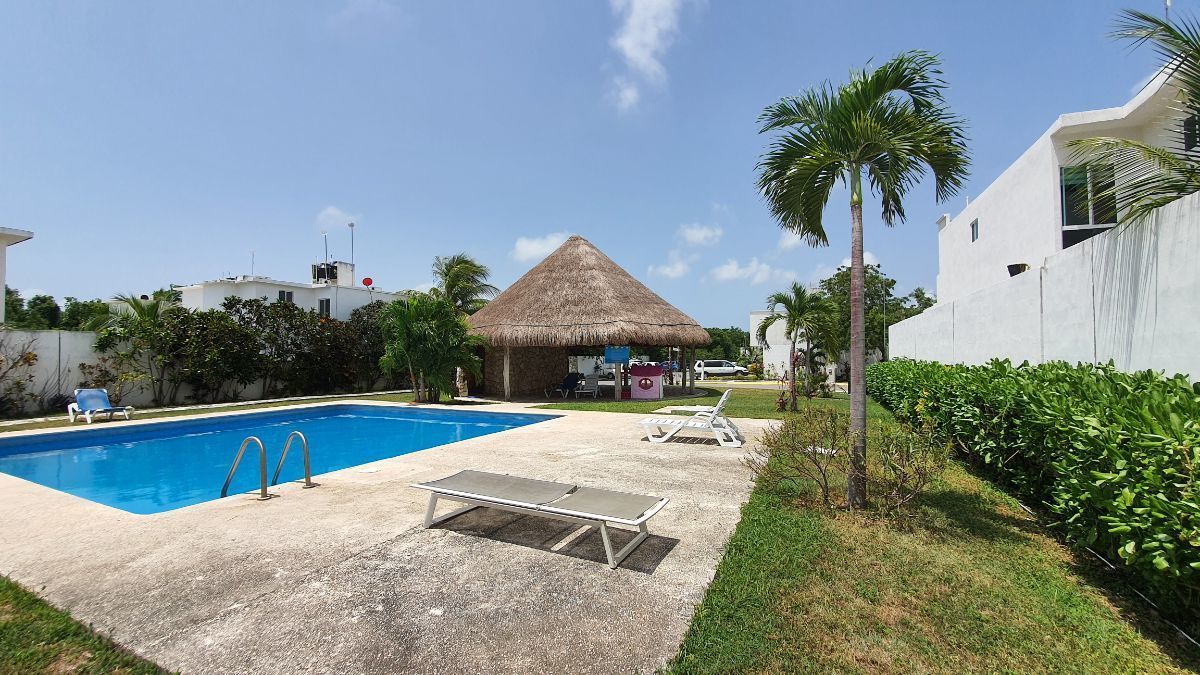 Casa en renta 3 recamaras Residencial Playa Azul playa del carmen