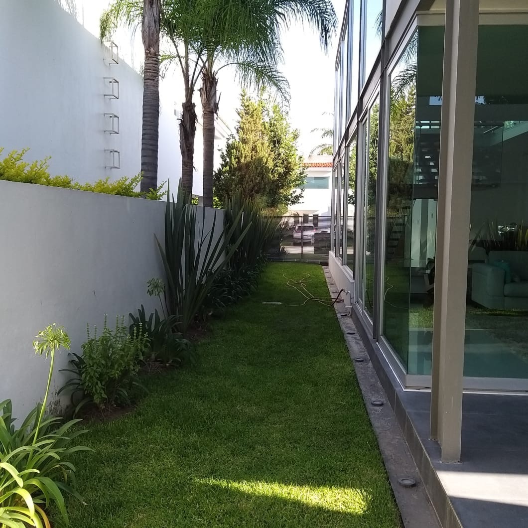 Casa en renta en Avenida,Universidad, Condominio puerta plata, Zapopan