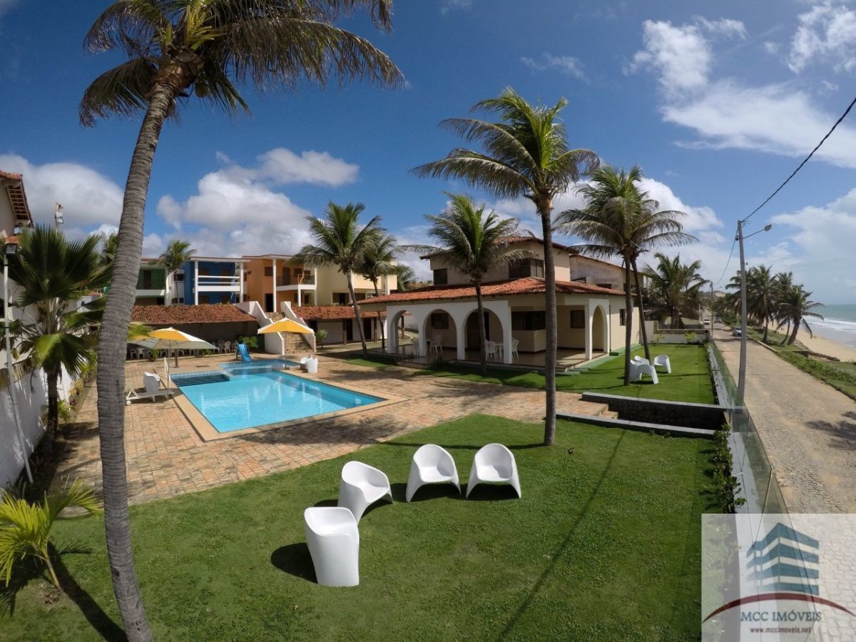 Condomínio com 5 casas beira mar a venda em Cotovelo