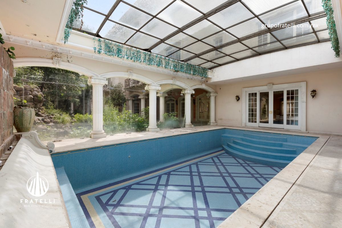 Lomas de Chapultepec. Residencia en Venta