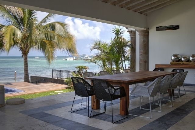 Lujosa casa en venta en orilla de la playa, Cancún | EasyBroker