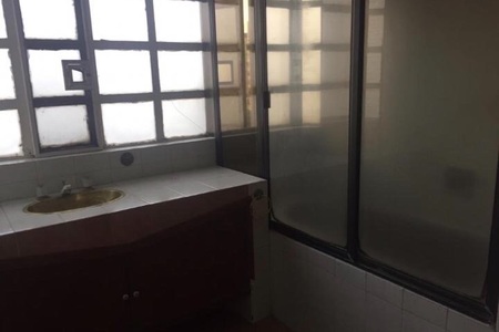 ACOGEDORA Y LUMINOSA CASA EN FRACC. PASEO DE LAS LOMAS