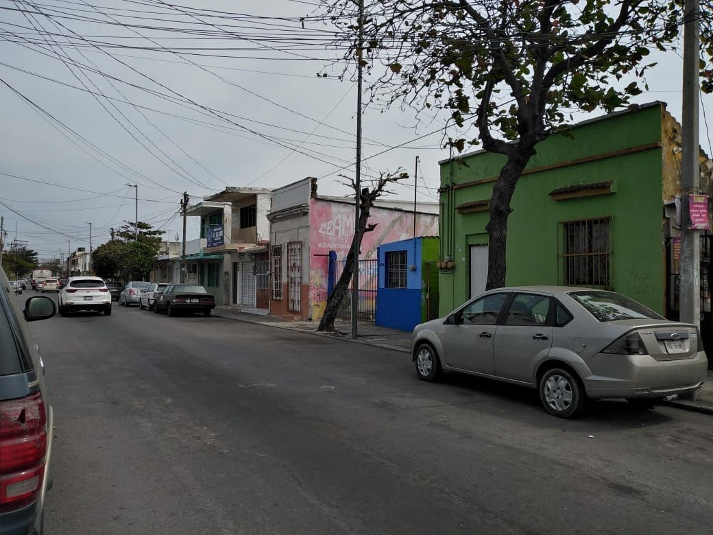 Edificio de 8 departamentos en VENTA en Col. Centro de VERACRUZ, VERACRUZ.