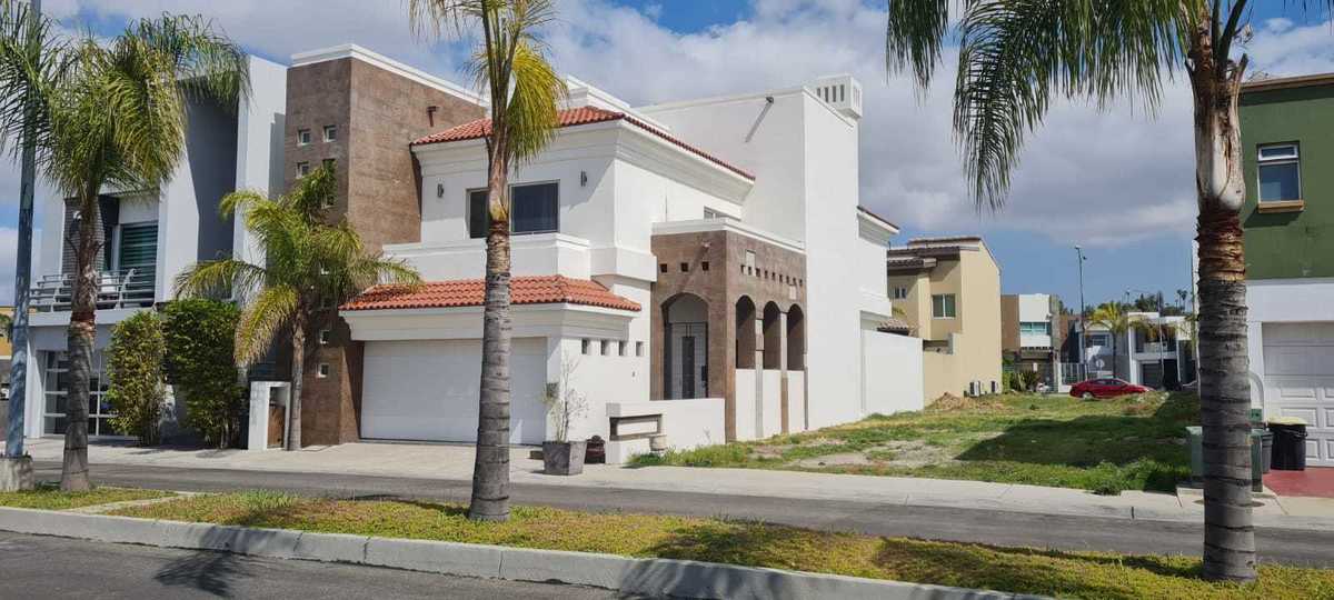 Casa en Venta Privada Paraiso del Rio, 3ra etapa, Tijuana