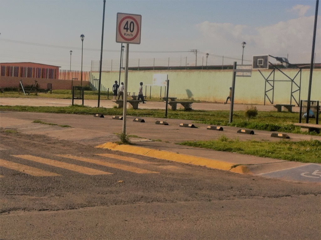 PRECIOSA CASA UBICADA EN CONJUNTO CERRADO EN FRACCIONAMIENTO LAS