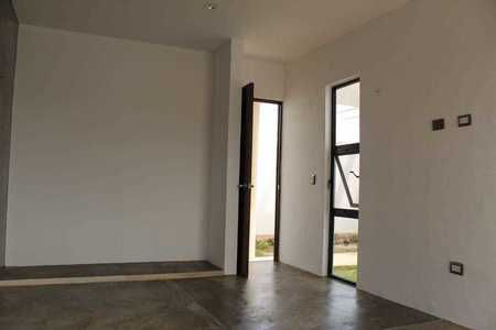 VENTA O RENTA PRECIOSA CASA DE UNA PLANTA EN ZONA DE ALTA PLUSVALÍA