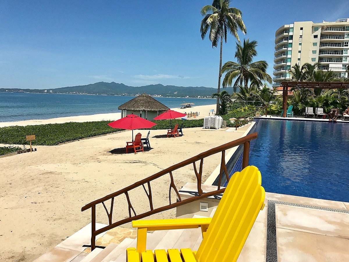Casa Ale Coto Flamingos Nuevo Vallarta, 50 steps from beach! | EasyBroker