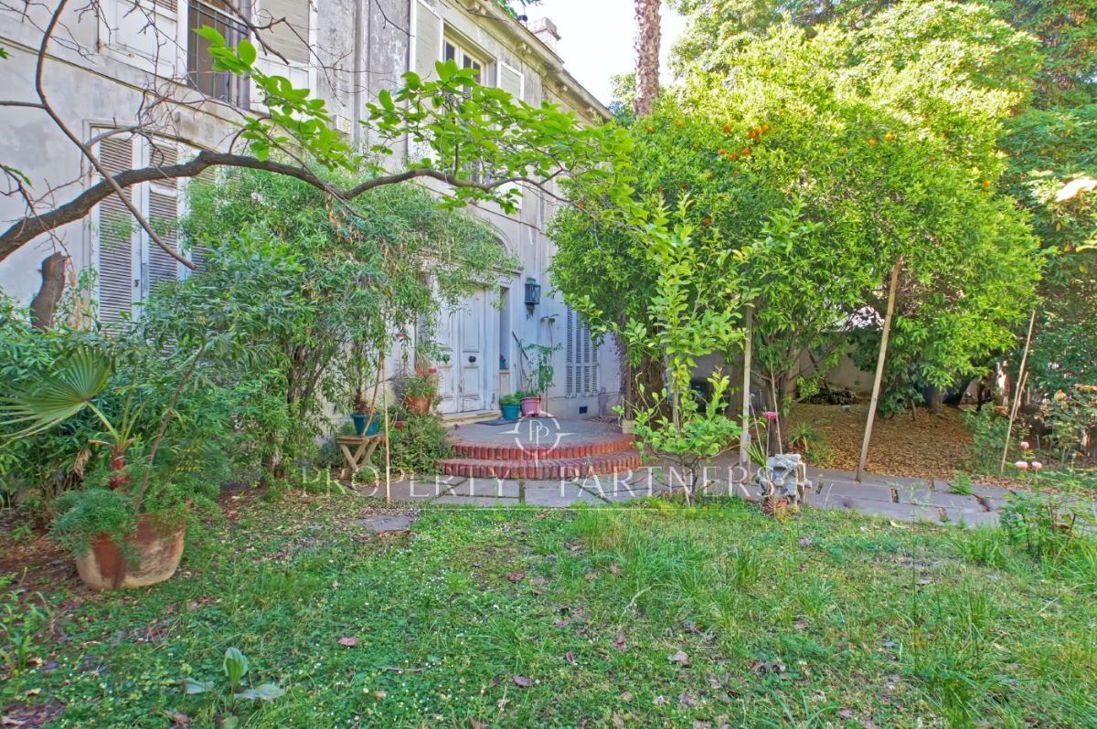 Casa Antigua de Gran Arquitectura