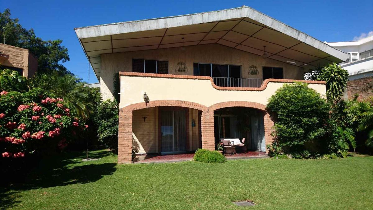 CASA COL ESCALÓN 1327vr2 EN 95ª AVE. NORTE, DEPTO DE SAN SALVADOR *cea.o