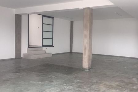 Casa en Venta Juriquilla, 4 niveles, 3 recs con su baño principal con