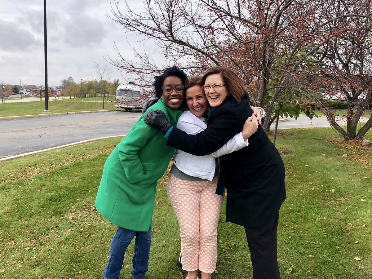 Photo: Lauren Underwood on the campaign trail
