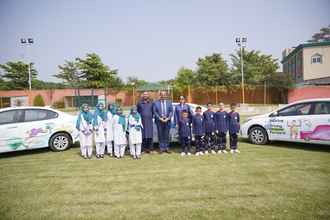 Indrive CEO & Zamurrad khan with PSH children