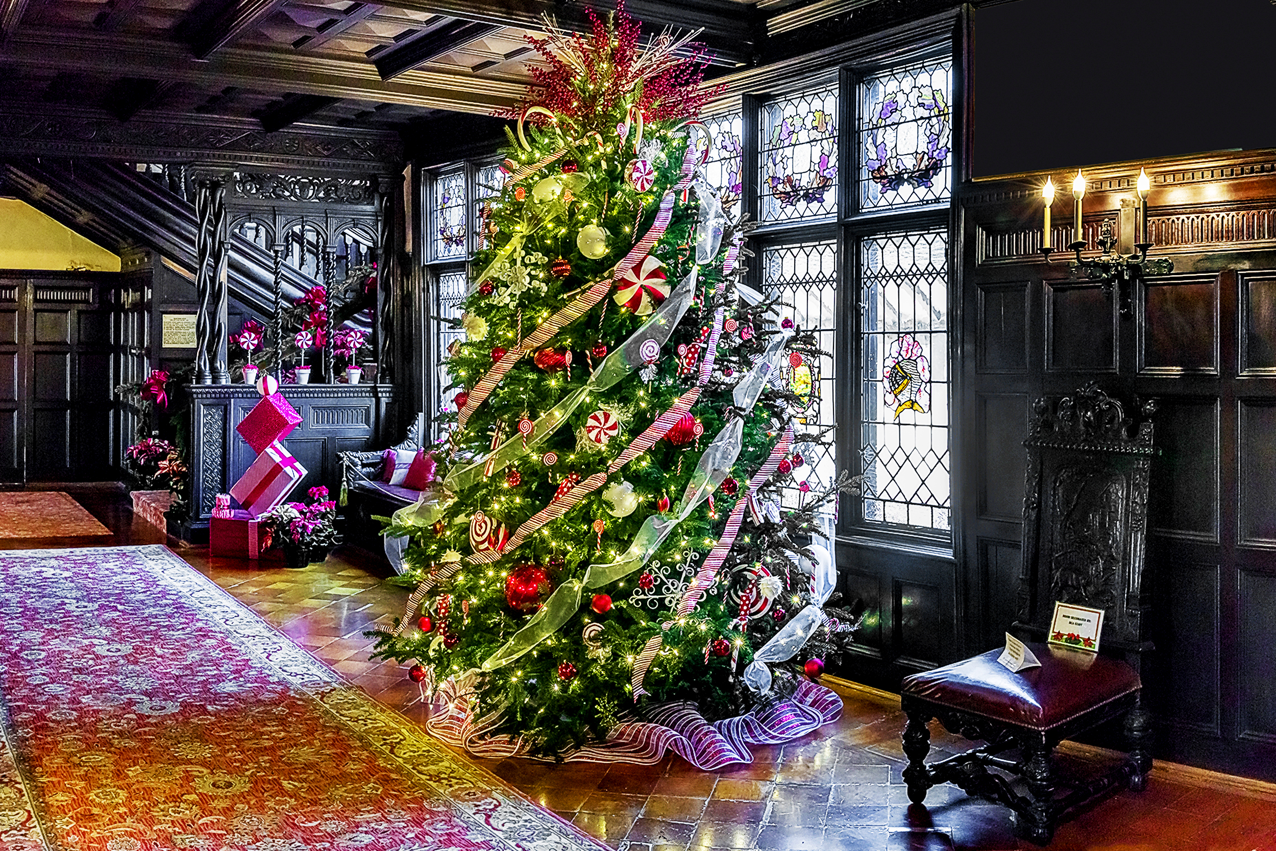 Holiday Decorated Mansions At Planting Fields And Bayard Arboretums On View Jac S Picks