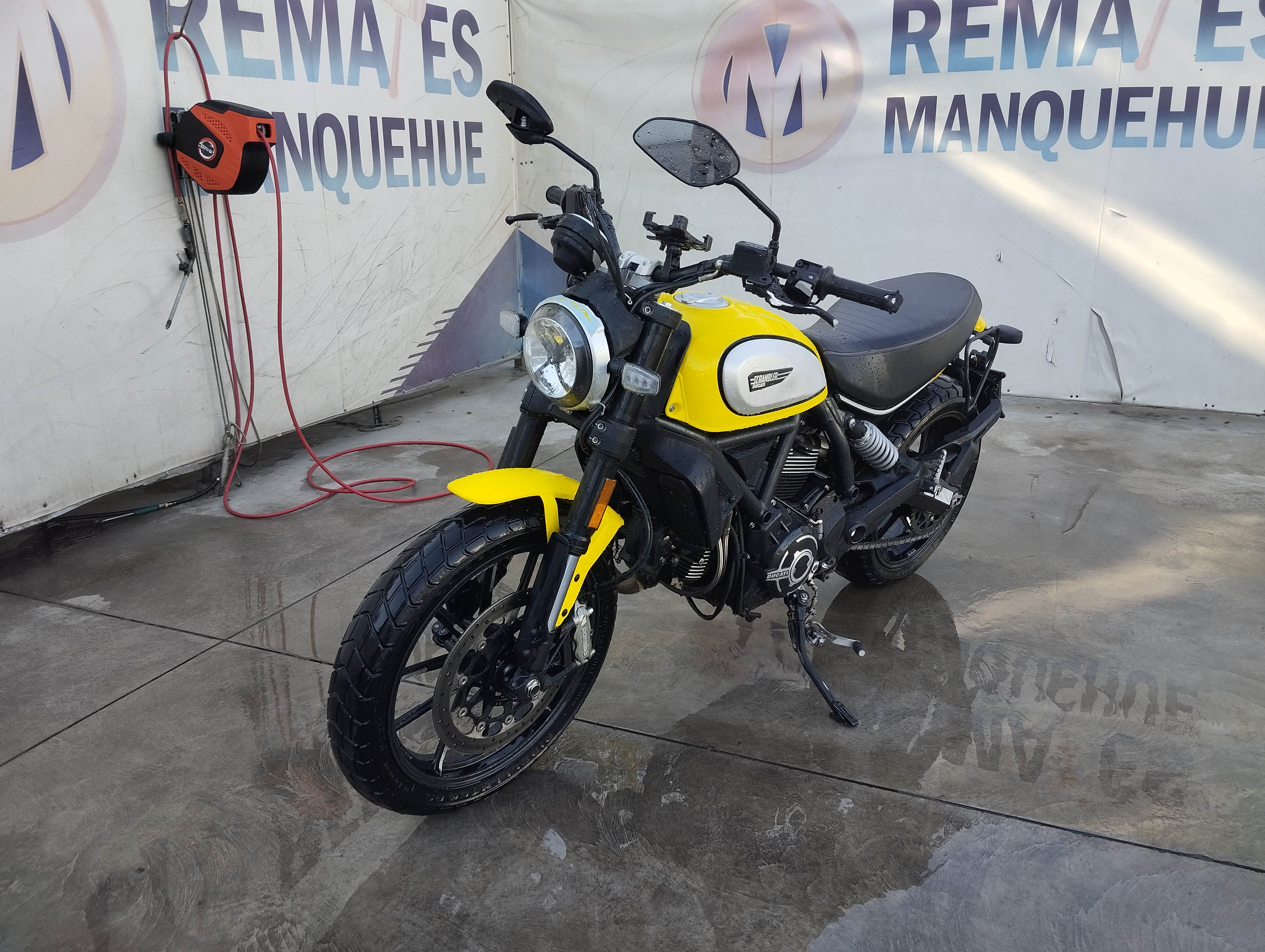 Ducati SCRAMBLER 800 ICON