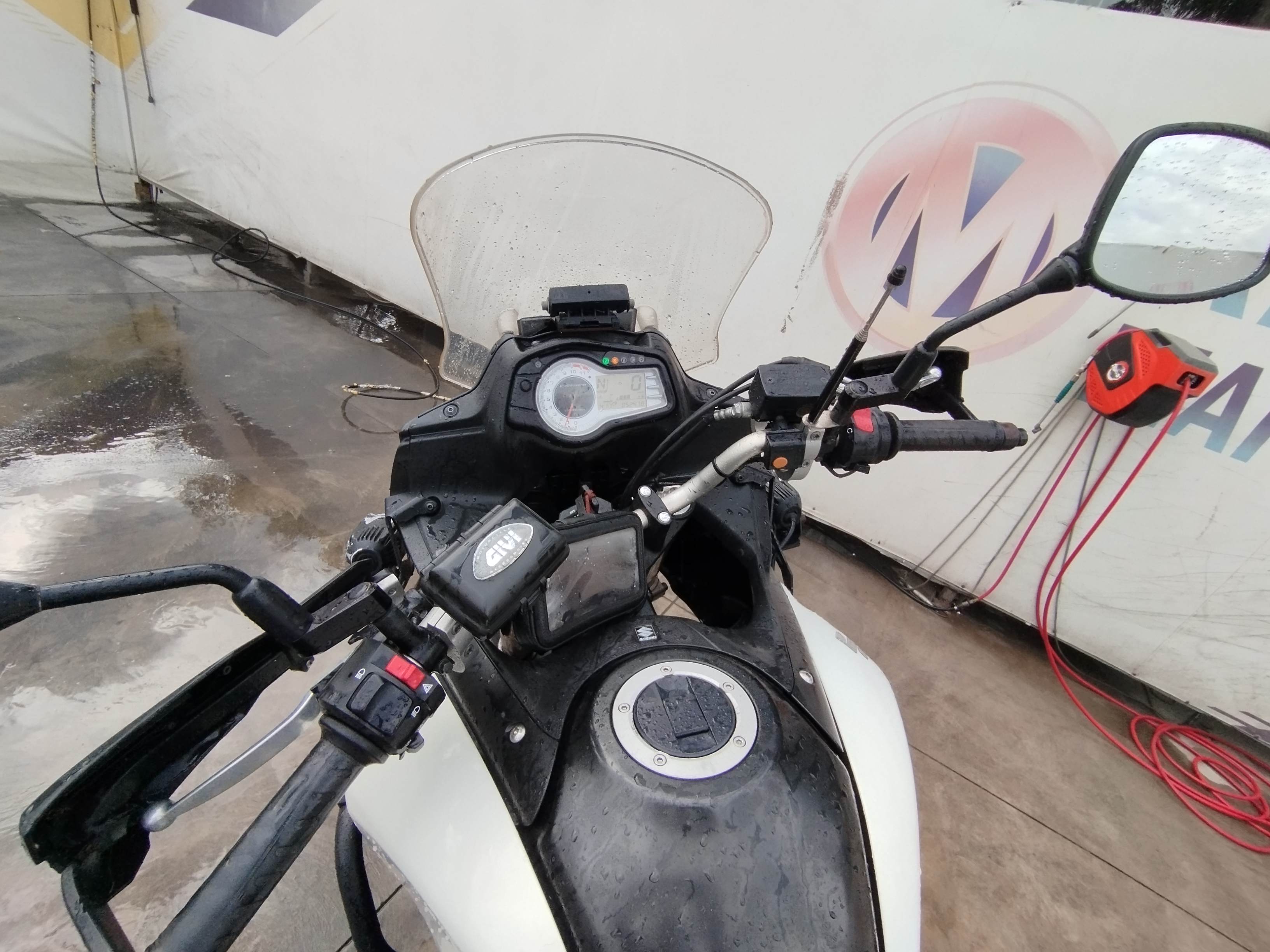 Thumbnail 11