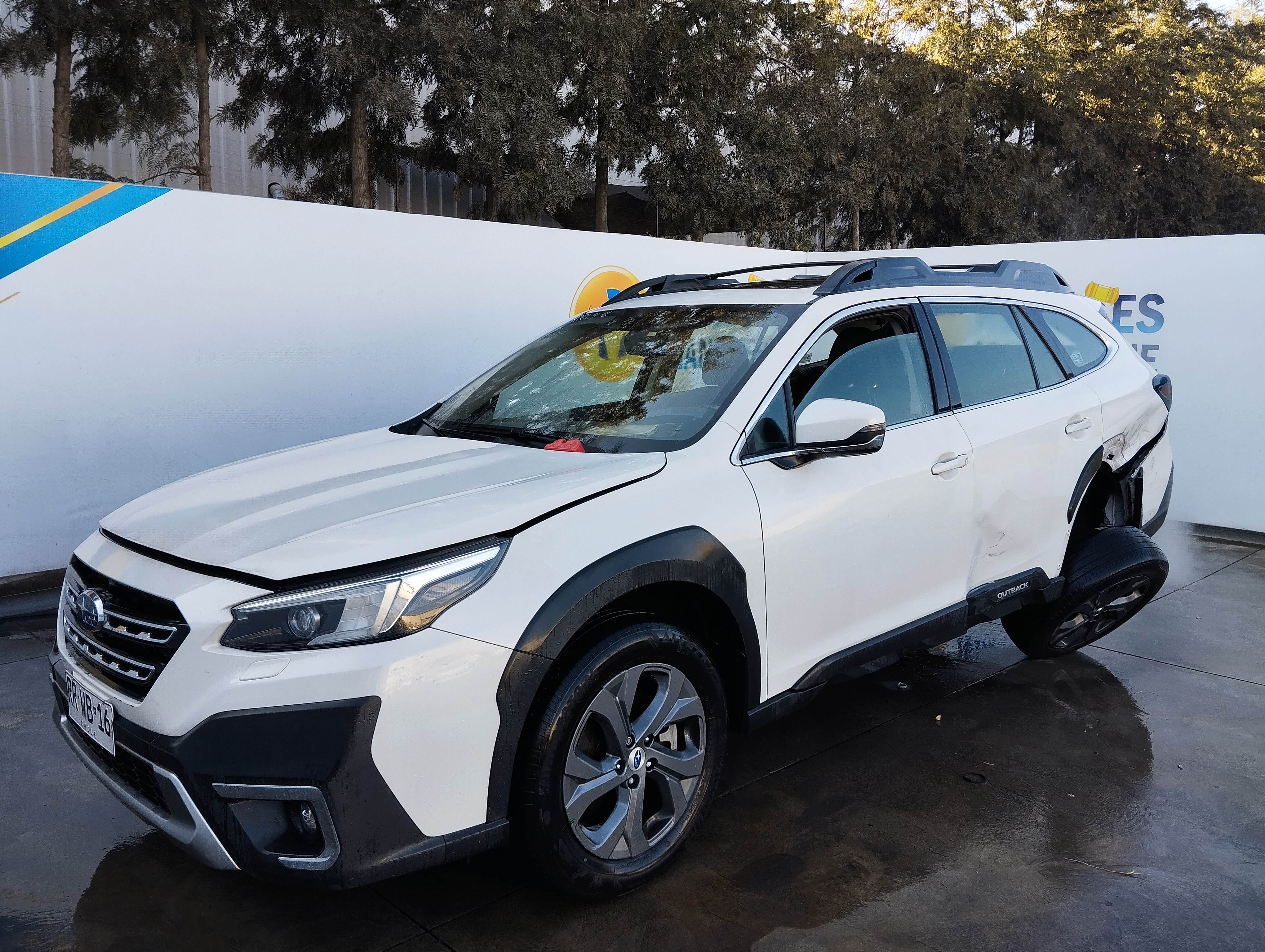 Subaru OUTBACK 4X4 2.5 AT
