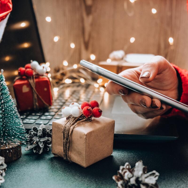Boost Your Holiday Sales with Online Gift Cards
