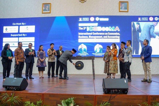 Deputy Minister Dr. Dahnil Anzar Simanjuntak Inaugurates the Center for Hajj, Umrah, and Religious Studies at ICEBesMA 2025 at UNPRI Excellence Campus, the First in Indonesia