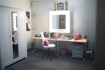 Makeup Room