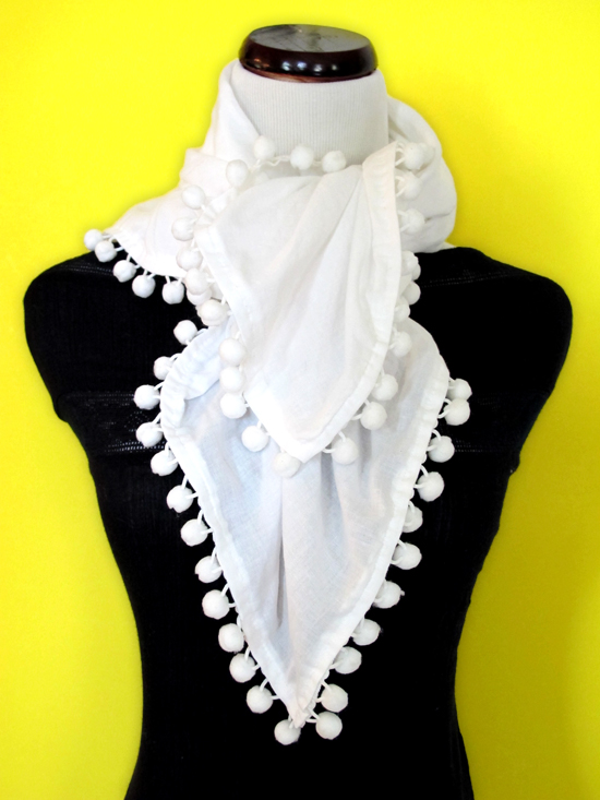 DIY, Do It Yourself, Pompon scarf, pompom scarf, summer scarf, how to tie a summer scarf, Jessica Quirk, What I Wore, WhatIWore, What I Wore DIY