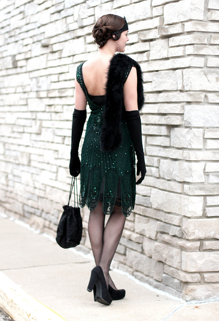 Jessica Quirk, 1920s Birthday Party, Goodbye to the Roaring Twenties 30th Birthday, Jessica Quirk 30, Great Gatsby Costume, Roaring 20s Costume, twenties costume, 1920, Style Blogger, Fashion Blogger, 1920s Costume, Jessica Quirk Birthday, 12-21-12