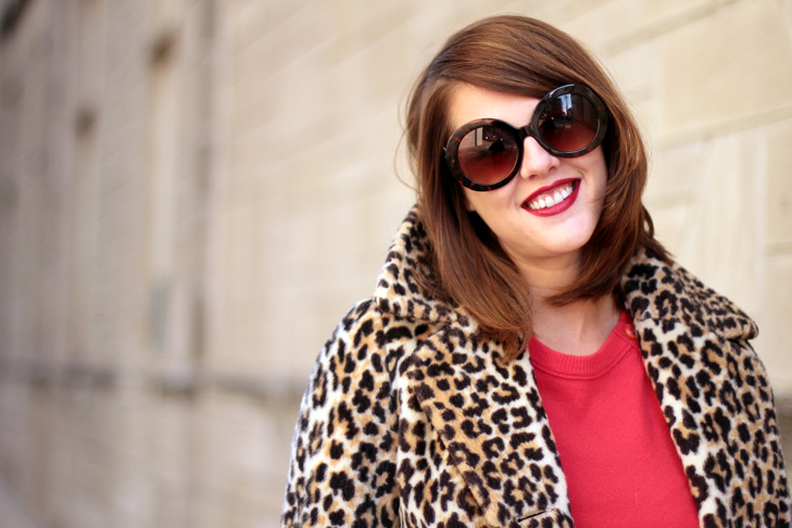 How to wear a vintage leopard coat, how to wear all red, Red outfit, Vintage leopard coat, fashion blog, fashion blogger, fashion blogs on tumblr, fashion blogs, Jessica Quirk, @whatiwore, What I Wore, WhatIWore, What I Wore Today, OOTD, Outfit of the Day, Red, Leopard, Black, Coach, J.Crew, Payless Red Shoes
