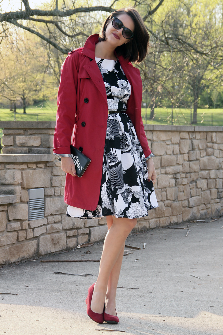 Simplicity 2444, Sewing, Jessica Quirk, What I Wore, Florence Broadhurst for Kate Spade, Black and White, Red Target Trench, Payless Red Wedges, Spring, That's Quirky, Kodak Gallery, That's Quirky