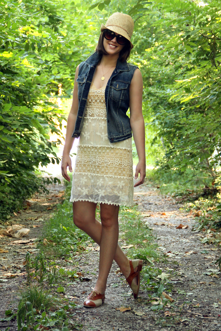 How to wear a denim vest, Denim Vest, Lace Dress, Straw Hat, Brogues, Jessica Quirk, What I Wore, Daily Outfit