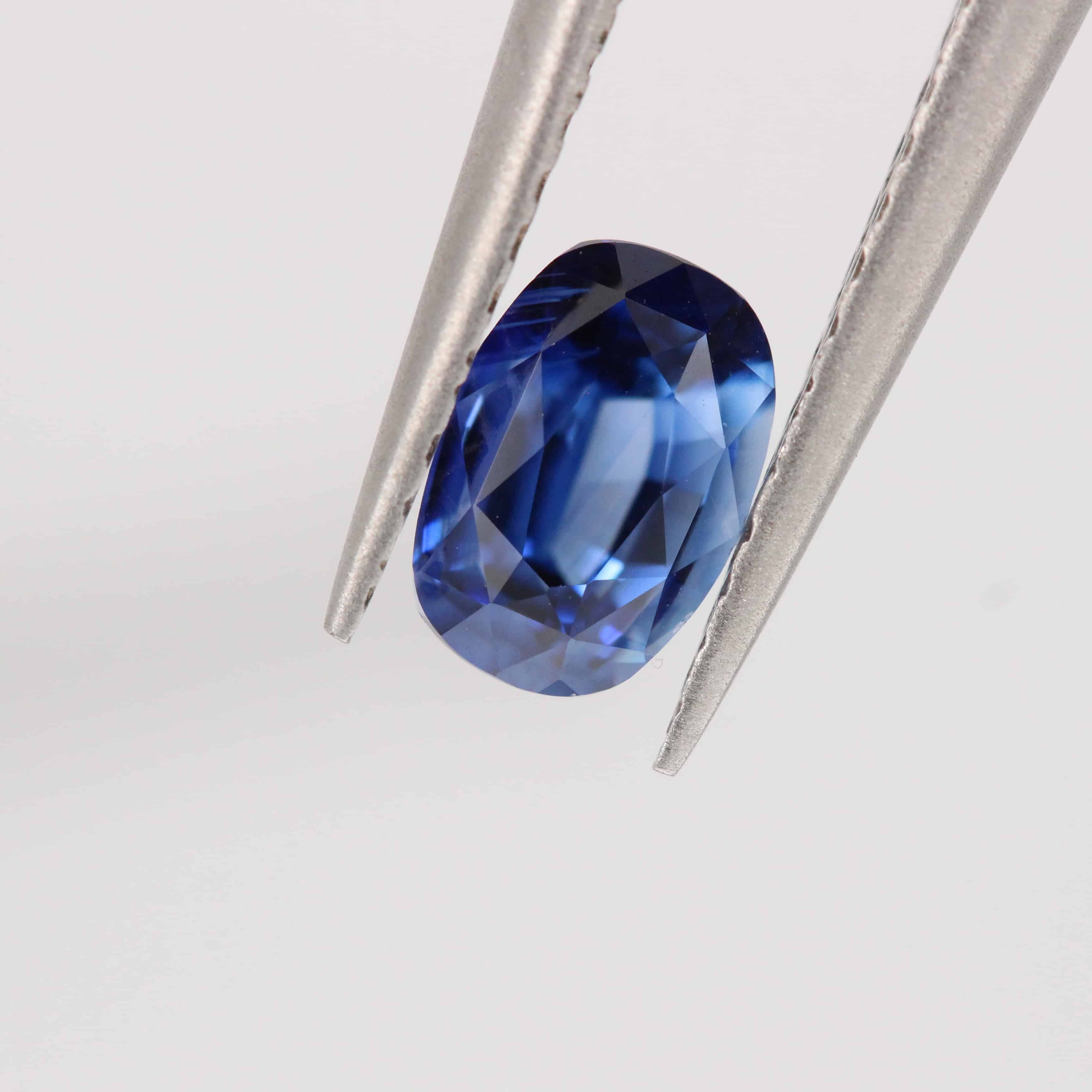 Natural Blue Sapphire 0.970ct (6.28x4.37x3.94)_image1