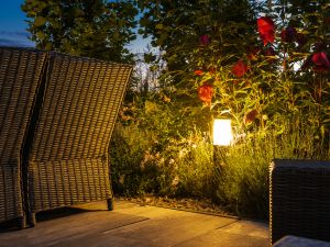 Permanent Holiday Lighting for Businesses