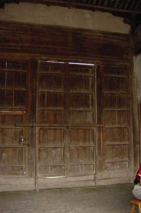 Entrance gate of the ancestral hall