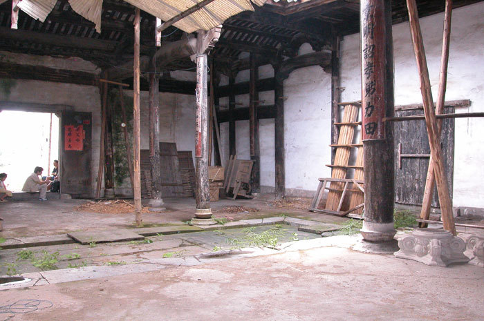 southwestern corner of the hall southwestern corner of the hall