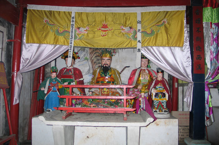 King Wen of Zhou and his wife