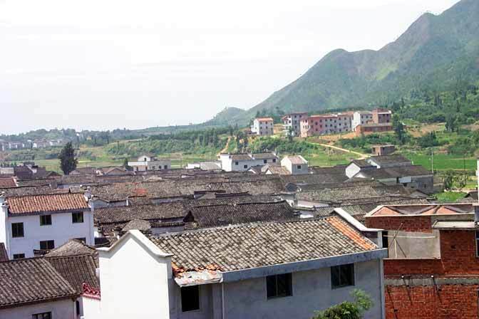 Image of the village from the surrounding hills13