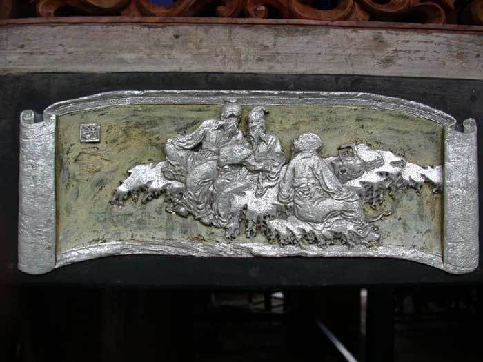 Carved decorations on the front side of the stage, the left part2 Carved decorations on the front side of the stage, the left part2