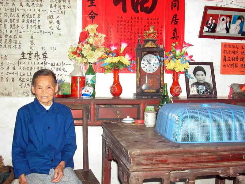 An old women who believes Christianity An old women who believes Christianity