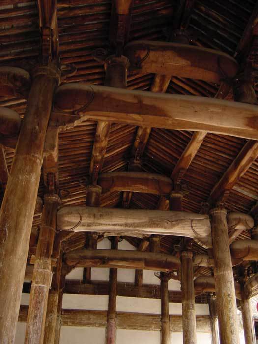 Beam structure of the hall